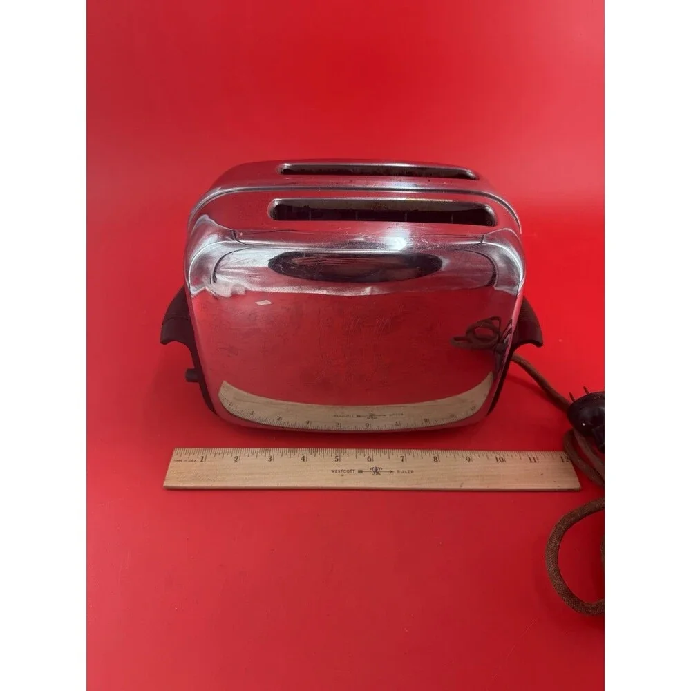 VTG Automatic Pop Up Toastmaster Toaster Model 1B14 Art Deco Bakelite Handle USA